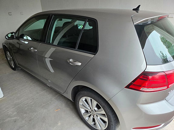 Volkswagen Golf VII 2 of 5