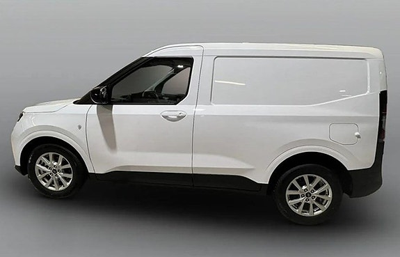 Ford Transit Courier 7 of 8