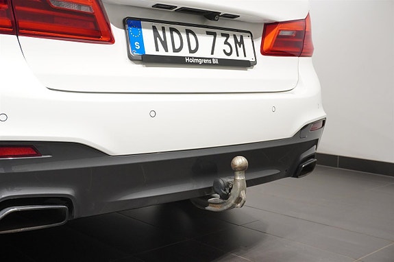 BMW 520d 9 of 13