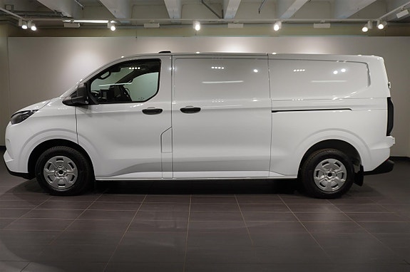 Ford Transit Custom 3 of 5