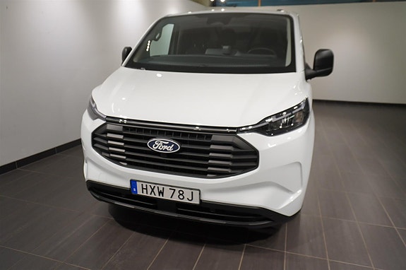 Ford Transit Custom 5 of 5