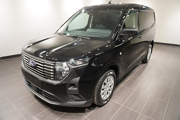 Ford Transit Courier 9 of 10