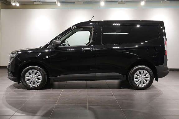 Ford Transit Courier 3 of 5