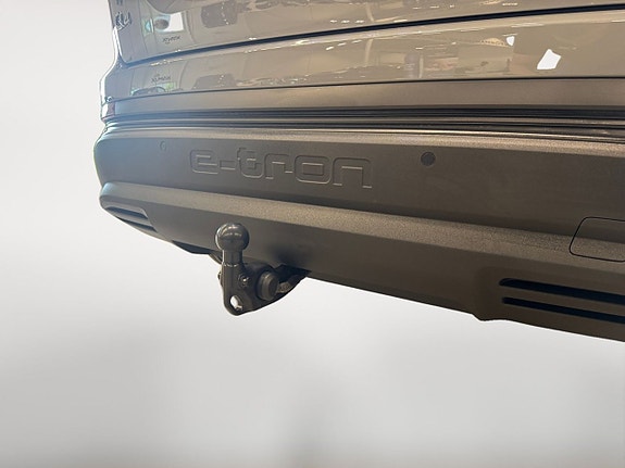 Audi Q4 e-tron 22 of 24