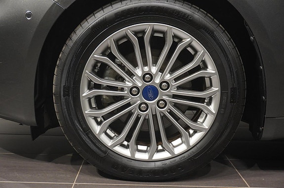Ford Mondeo 6 of 17