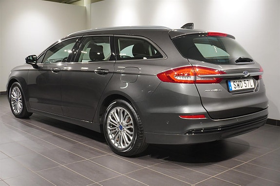 Ford Mondeo 4 of 5