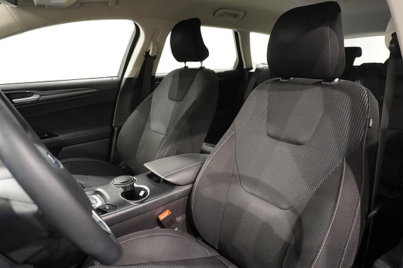 Ford Mondeo 8 of 17