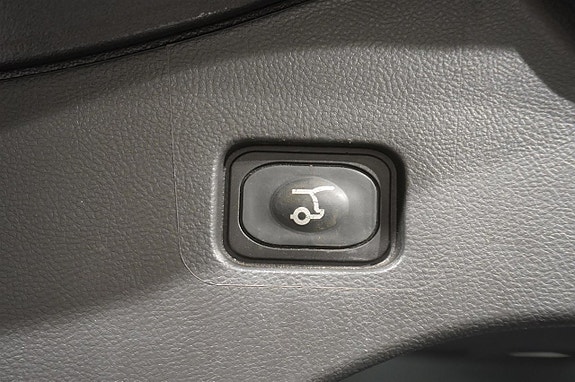 Ford Mondeo 11 of 17