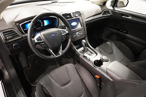 Ford Mondeo 2 of 5