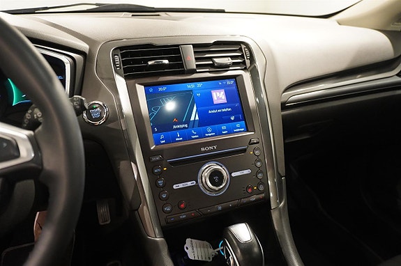 Ford Mondeo 14 of 17