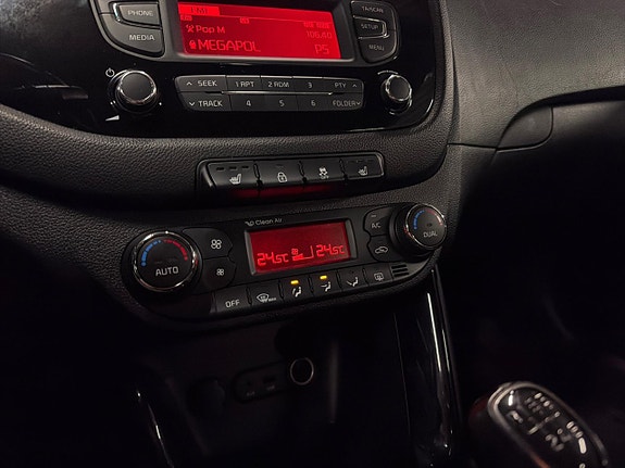 Kia Ceed 13 of 16