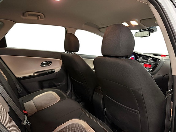 Kia Ceed 10 of 16