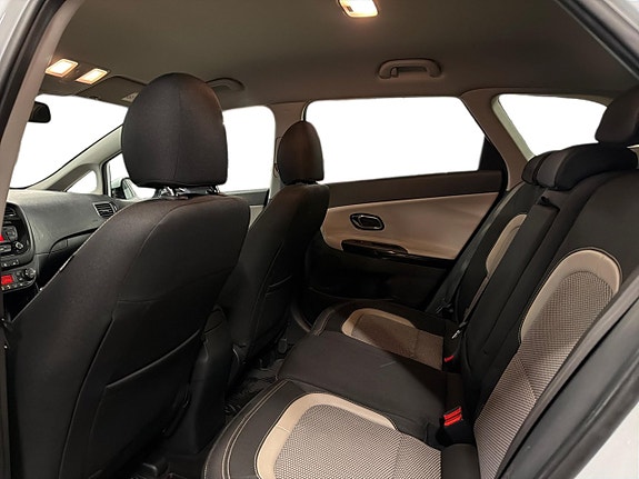 Kia Ceed 9 of 16