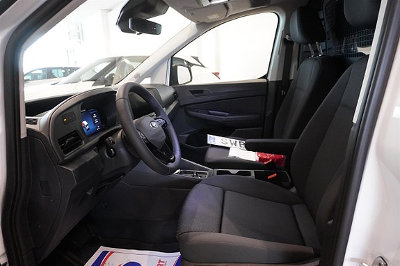 Ford Transit Connect 5 of 10