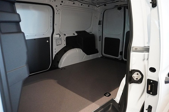 Ford Transit Connect 6 of 10