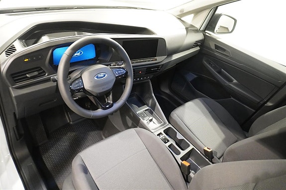 Ford Transit Connect 4 of 5