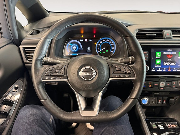 Nissan Leaf 13 of 23