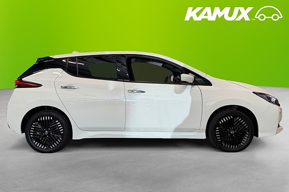 Nissan Leaf 2 of 23