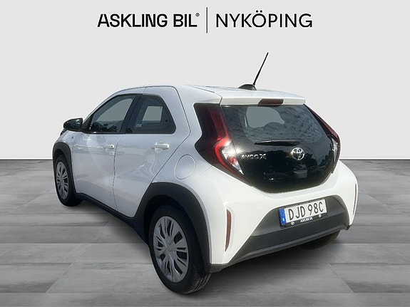 Toyota Aygo X 2 of 5