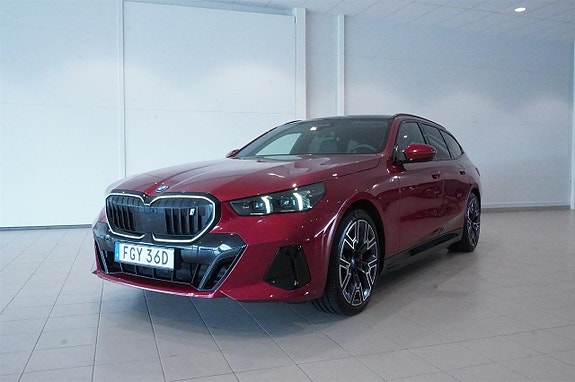 BMW i5 2 of 13