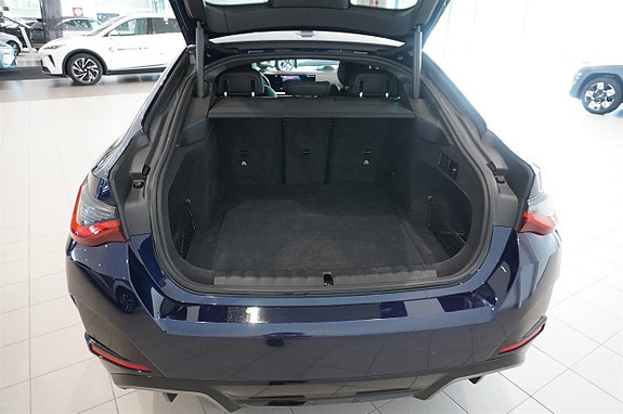 BMW i4 5 of 12