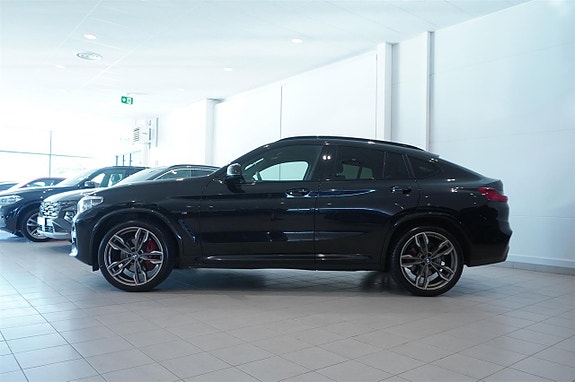 BMW X4 3 of 12