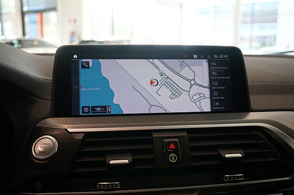 BMW X4 9 of 12