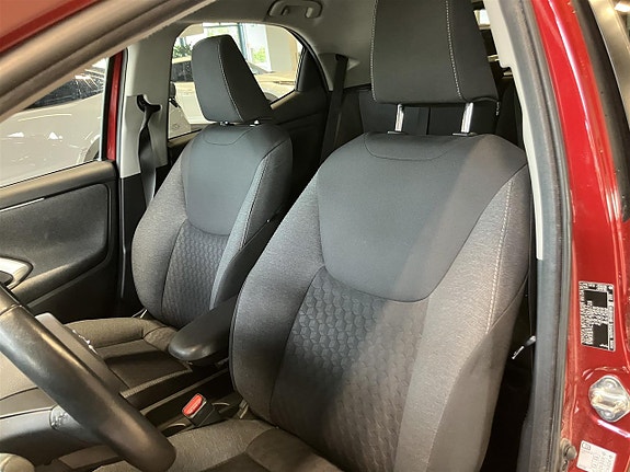 Toyota Yaris 8 of 11