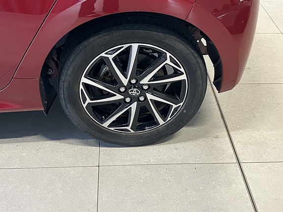 Toyota Yaris 11 of 11
