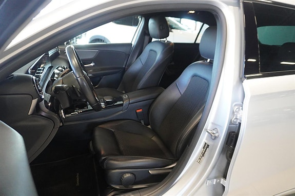 Mercedes-Benz A200 10 of 16