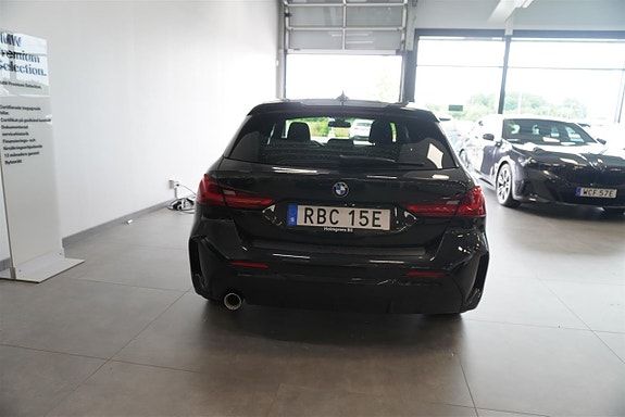 BMW 118i 4 of 8