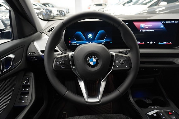 BMW 120 6 of 22