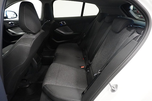 BMW 120 4 of 22