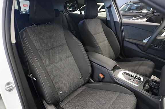 BMW 120 15 of 22