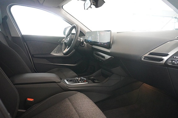 BMW 120 18 of 22