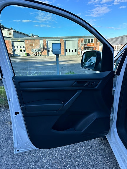 Volkswagen Caddy 7 of 13