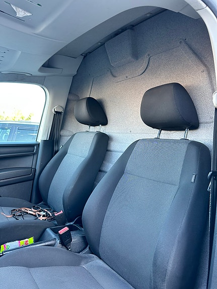 Volkswagen Caddy 6 of 13