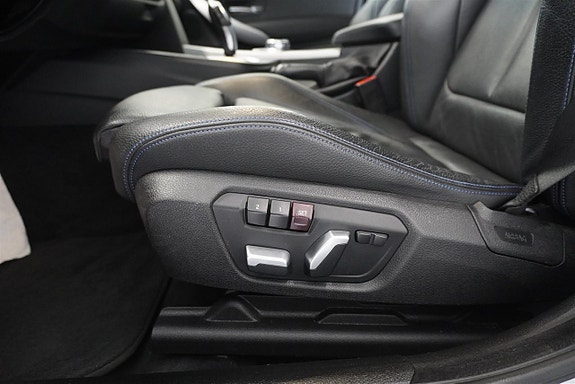BMW 320i 9 of 10