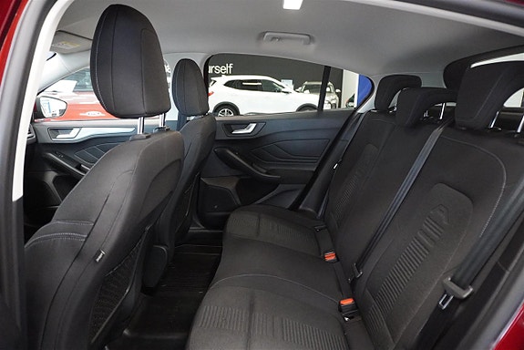 Ford Focus 12 of 19