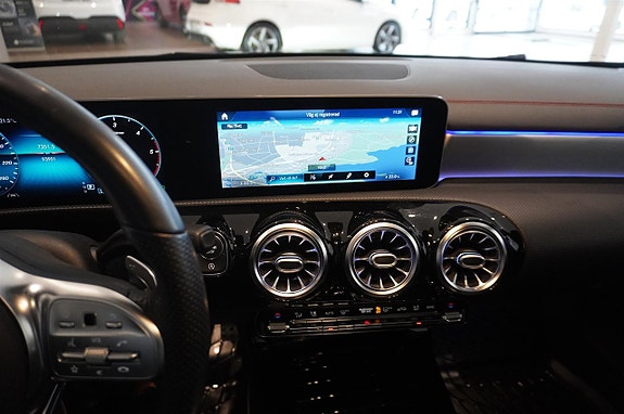 Mercedes-Benz CLA220 d 7 of 15