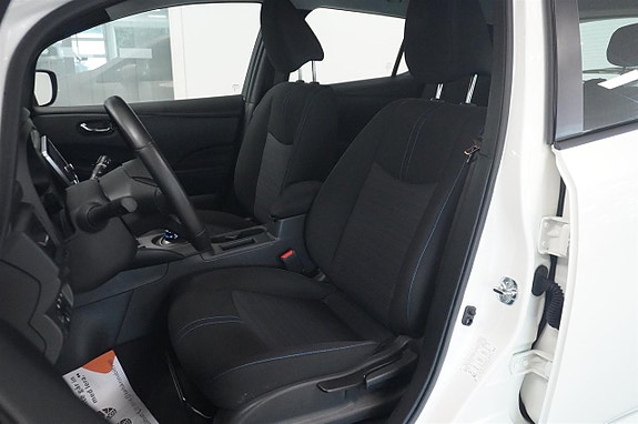 Nissan Leaf 7 of 14