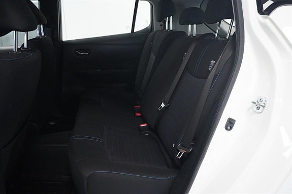 Nissan Leaf 8 of 14