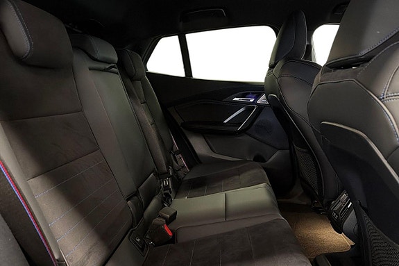 BMW iX2 7 of 18