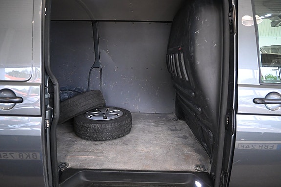 Volkswagen Transporter 10 of 24