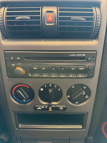 Opel Astra 14 of 18
