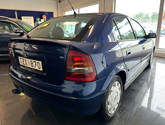 Opel Astra 5 of 5