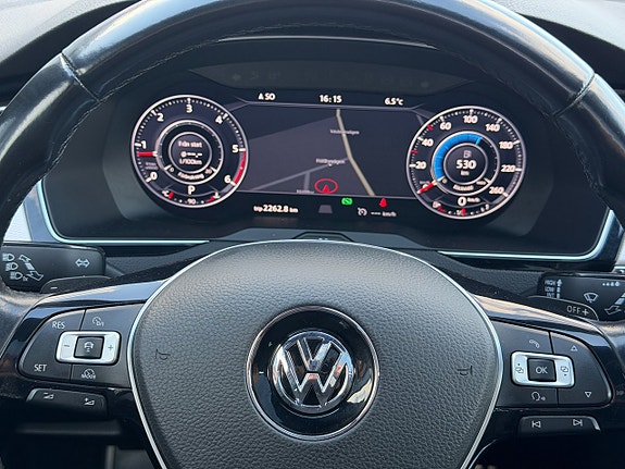 Volkswagen Passat Alltrack 14 of 27