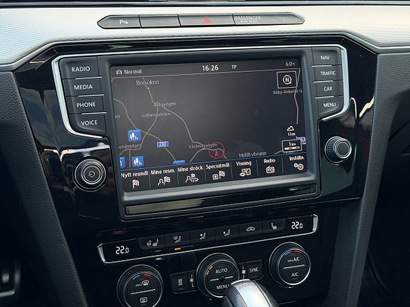 Volkswagen Passat Alltrack 24 of 27