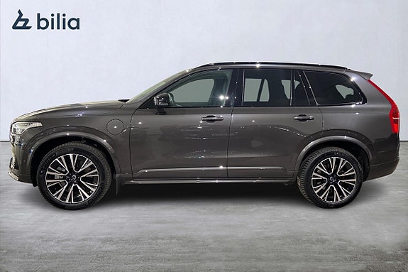 Volvo XC90 3 of 25
