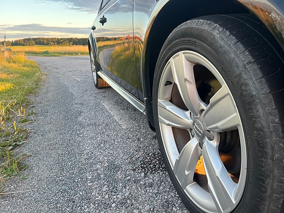 Audi A4 allroad 5 of 8